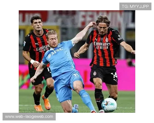 霍伊伦边路生吃德温特小角度破门，米兰0-2落后那不勒斯